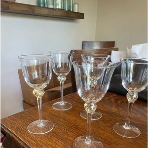 6 oz wine glasses- set of 5